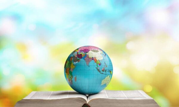 كتاب الجغرافيا نظام المقررات الفصل الاول المدارس العالمية 1442 هـ - 2021 م