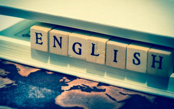 معايير معلمي اللغة الانجليزية ودليل المتقدم لاختبار الرخصة المهنية